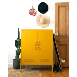 Credenza Alta In Metallo The Midi*Mustard Made Fashion