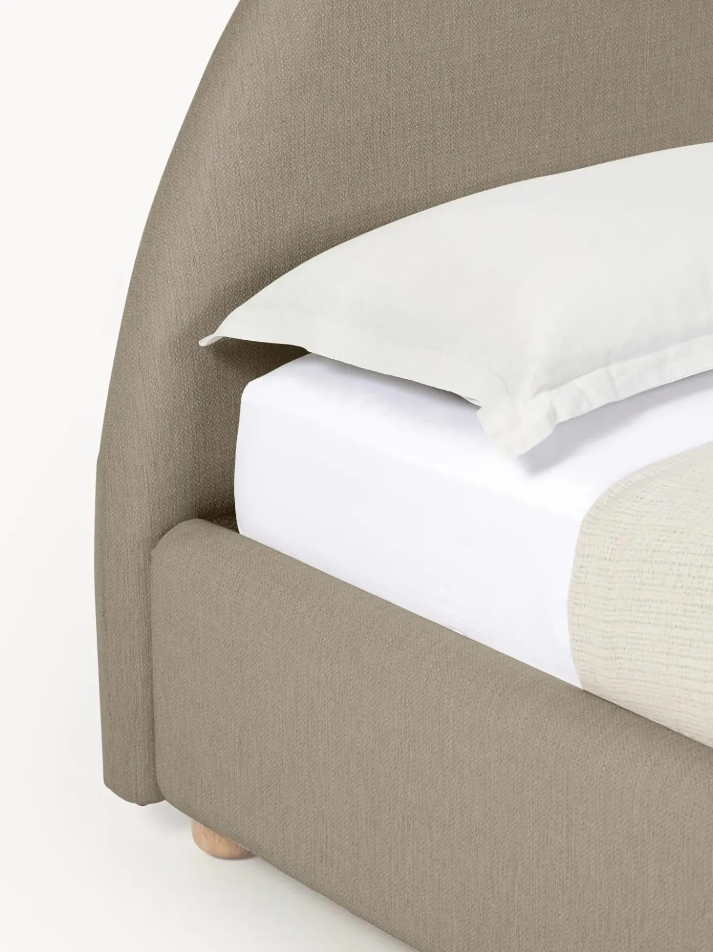 Letto Imbottito Con Contenitore Ebba