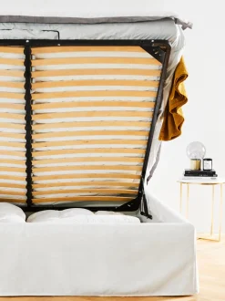 Letto Imbottito Con Contenitore Feather