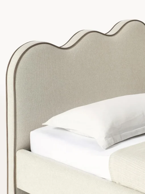 Letto Imbottito Con Testiera Ondulata Romy