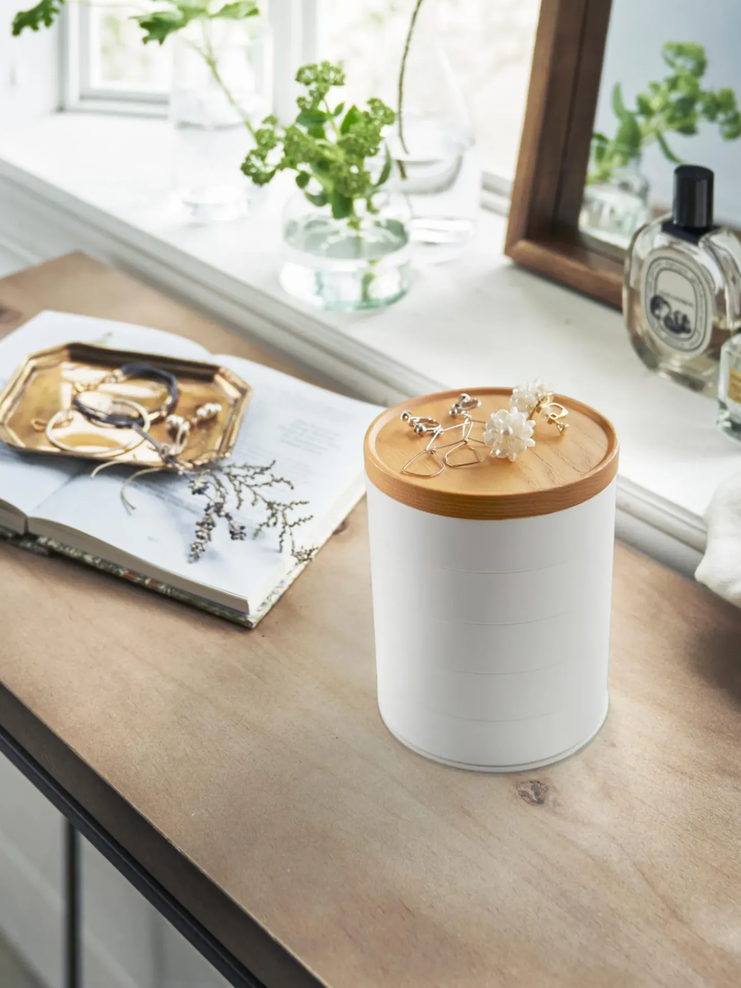 Portagioie Con Coperchio In Legno Tosca, 5 Scomparti