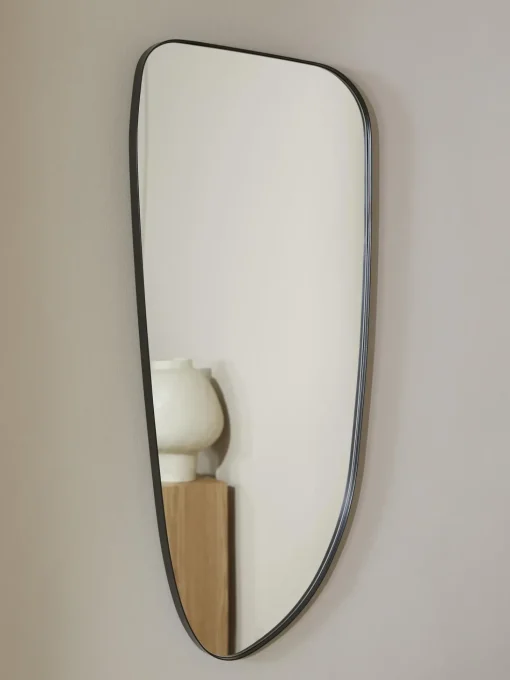 Specchio Da Parete Moderno Dalla Forma Curva Oiva