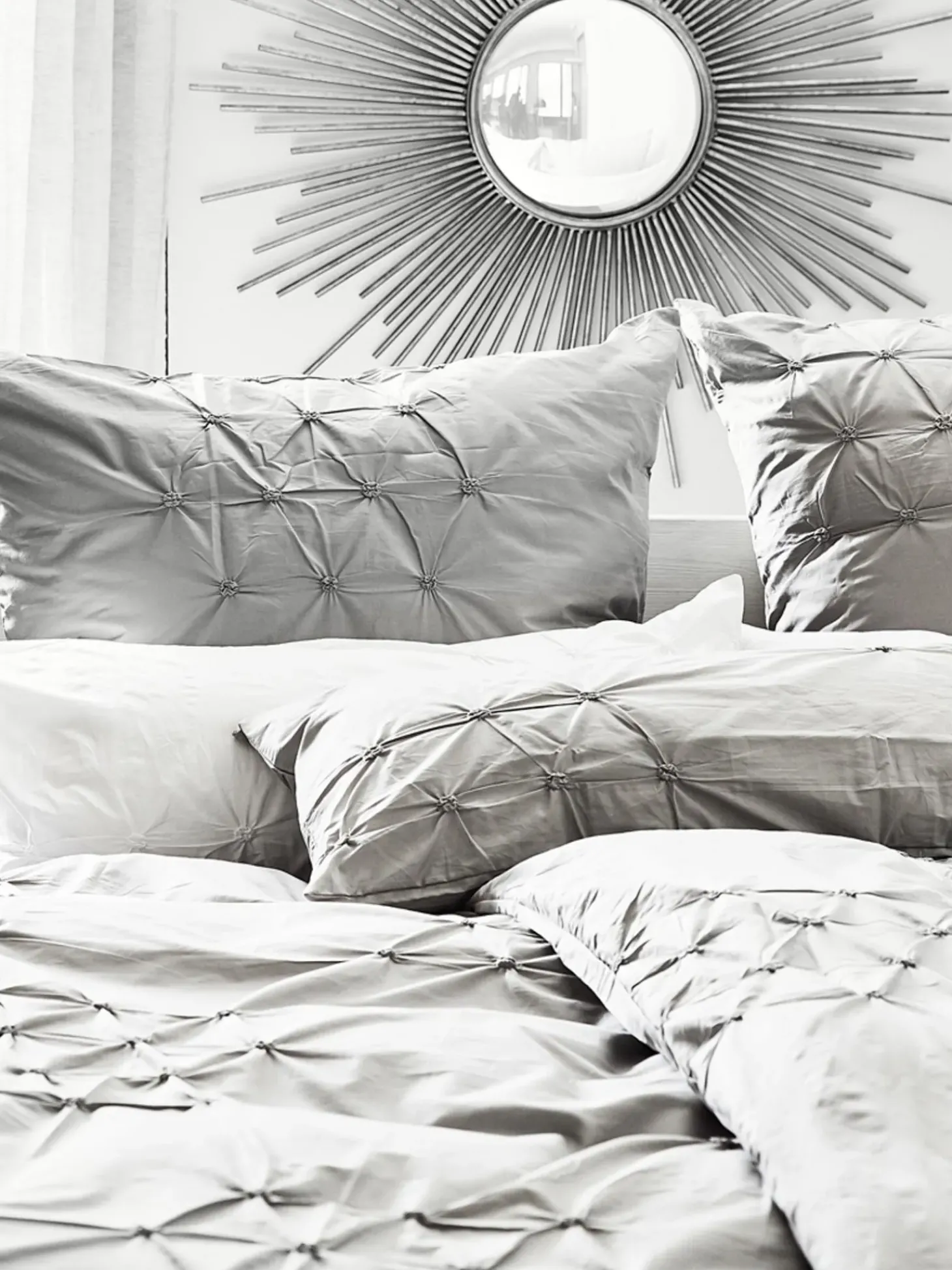 Specchio Decorativo Con Cornice In Metallo Argentato Ella